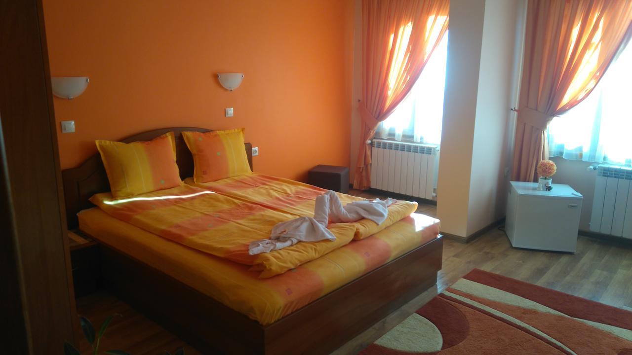Guest House H Dzhogolanov Koprivshtitsa Εξωτερικό φωτογραφία
